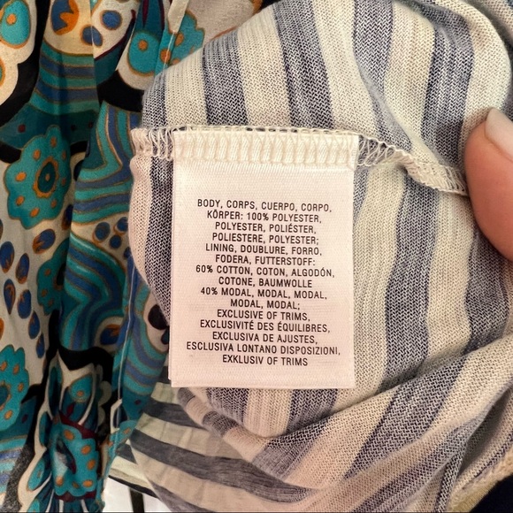 Anthropologie Meadow Rue Flowy Medallion Print Tank Top, size Small - Picture 3 of 7